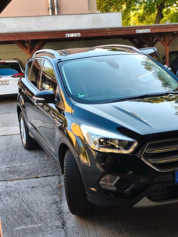 Ford Kuga 110.000 km 11.500 € Mahlow 15831
