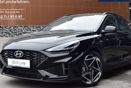 Hyundai i30 8.000 km 27.450 &euro; Höxter 37671