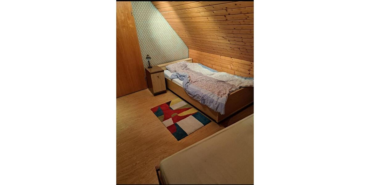 Doppelhaushälfte Mühlacker - 5 Zimmer, 115 m&sup2;, 1.400&euro; | Angebot:26128219