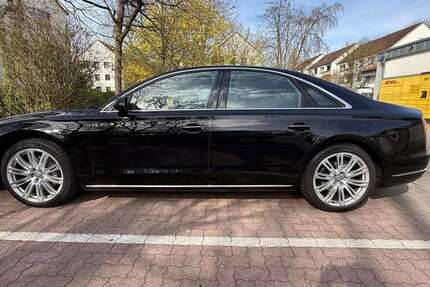 Audi A8 149.000 km 27.500 &euro; Hamburg 21031