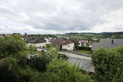 Haus Regen - 8 Zimmer, 157 m&sup2;, 239.000&euro; | Angebot:26671890