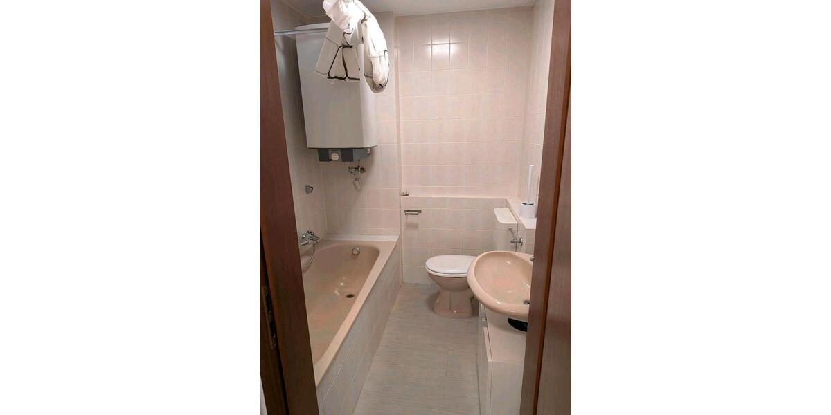 Dachgeschoßwohnung Dettingen unter Teck - 1 Zimmer, 30 m&sup2;, 119.000&euro; | Angebot:26846748