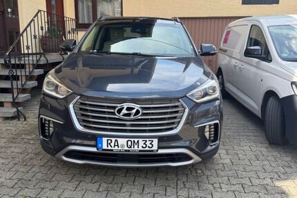 Hyundai Grand Santa Fe 158.000 km 20.900 &euro; Gaggenau 76571