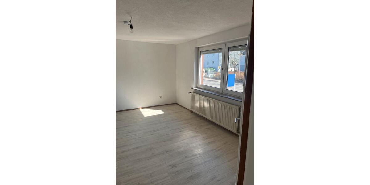 Einfamilienhaus Bad Hersfeld - 4 Zimmer, 100 m&sup2;, 1.250&euro; | Angebot:26129819