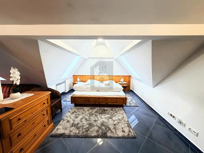 11 WOHNEINHEITEN, TOP INVESTMENT MIT DENKMALSCHUTZ - Mehrfamilienhaus, Wohnhaus Kulmbach Blaich | Angebot:27289827