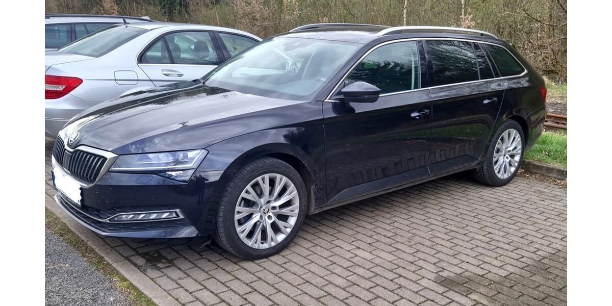 Skoda Superb 80.000 km 26.000 &euro; Kelbra 06537