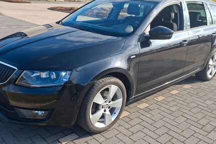 Skoda Octavia 125.580 km 12.500 &euro; Bielefeld 33647