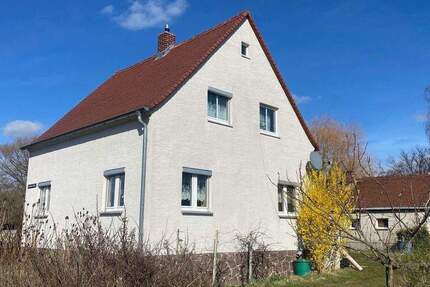 Haus Weinböhla - 5 Zimmer, 120 m&sup2;, 275.000&euro; | Angebot:24520716