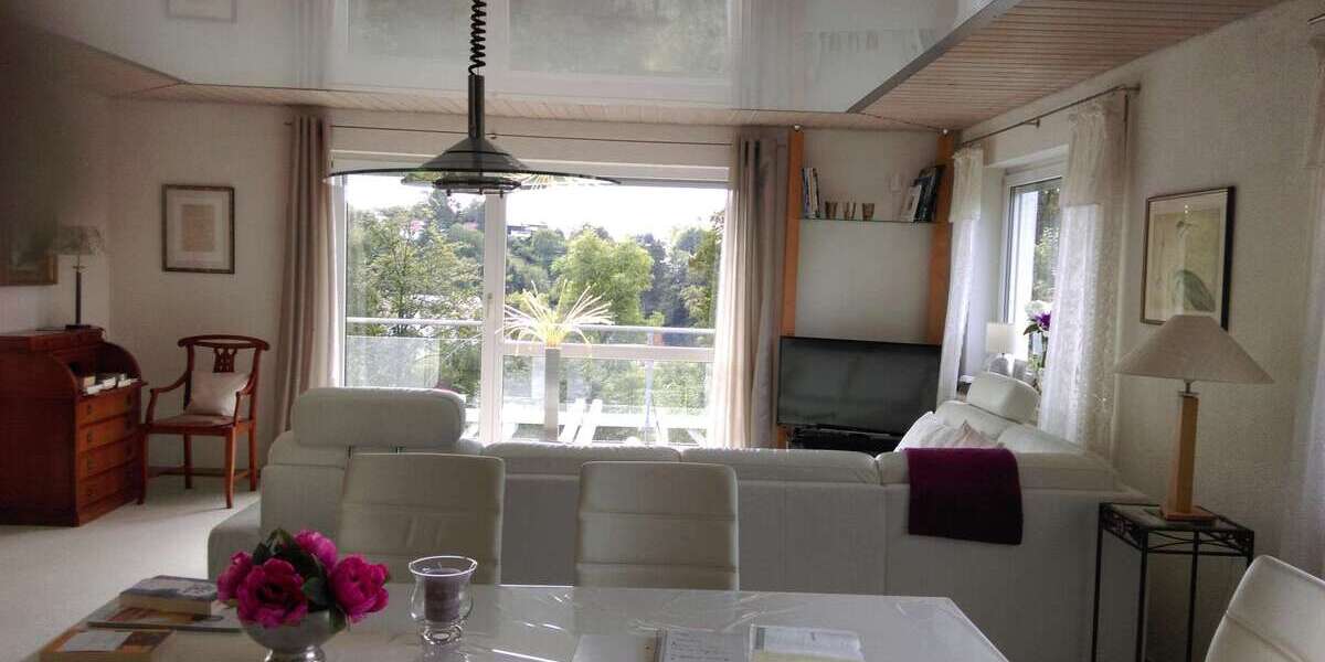 Einfamilienhaus Leonberg - 9 Zimmer, 206 m&sup2;, 945.000&euro; | Angebot:25541498