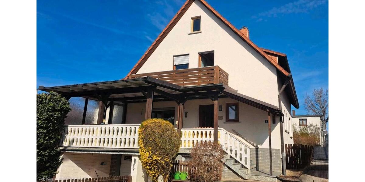 Einfamilienhaus Lichtenfels - 7 Zimmer, 144 m&sup2;, 335.000&euro; | Angebot:25755550