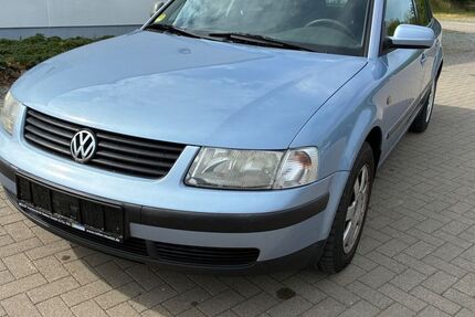 VW Passat 172.400 km 1.990 &euro; Greifswald 17489
