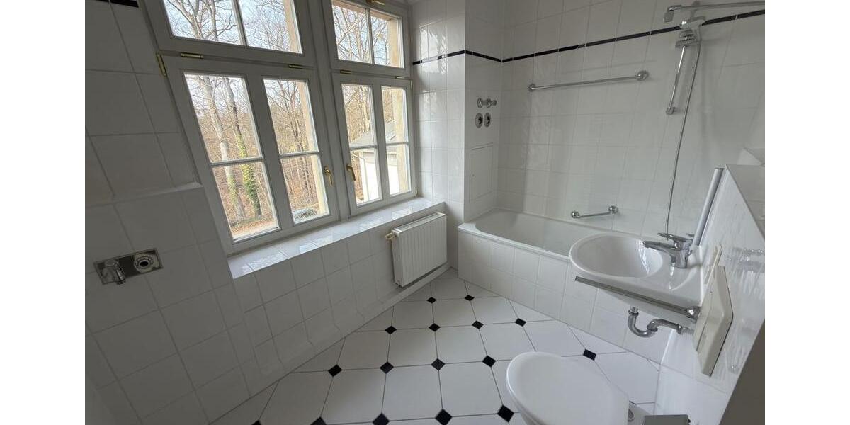 Etagenwohnung Dresden Loschwitz - 2 Zimmer, 63 m&sup2;, 245.000&euro; | Angebot:27083981