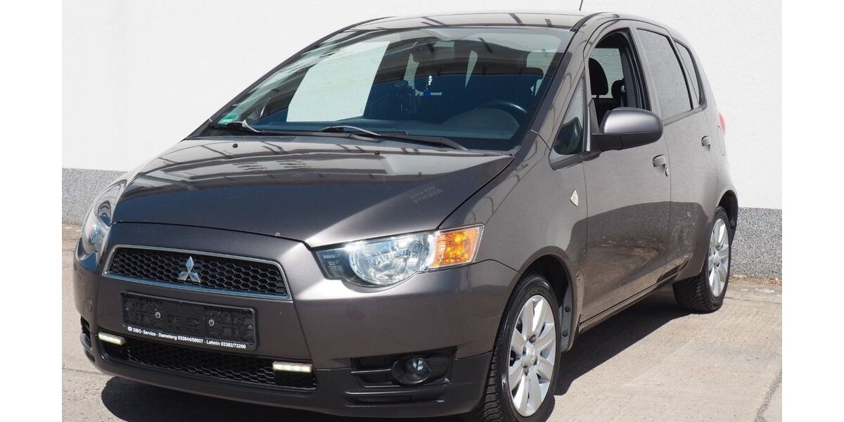 Mitsubishi Colt 185.824 km 2.490 &euro; Magdeburg 39128