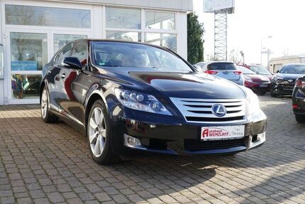 Lexus LS 600