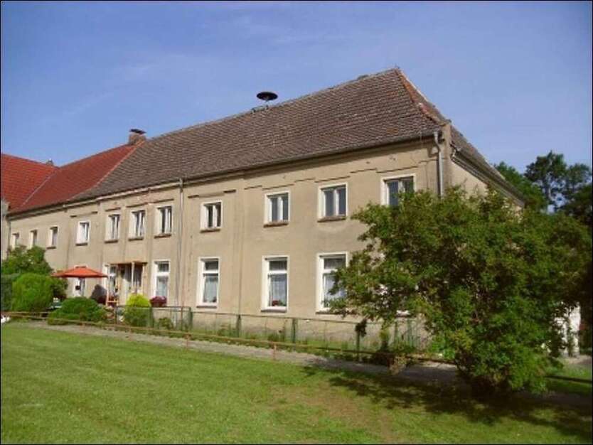 Haus zum Kaufen in Sanitz OT Reppelin 279.000 € 500 m²