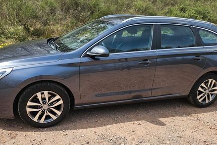 Hyundai i30 44.700 km 16.900 &euro; Püttlingen 66346