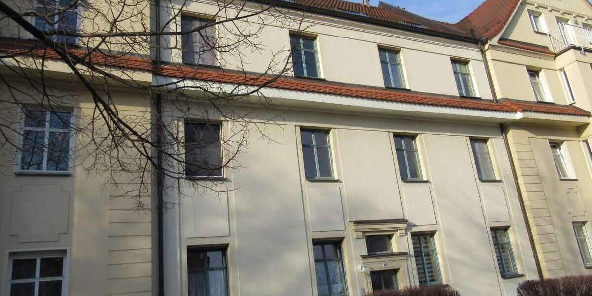 Ab 01.02.2026!!!Zwickau Marienthal Nähe HBK - 2-Raumwohnung mit Einbauküche, Stellplatz und Balkon 2 zimmer