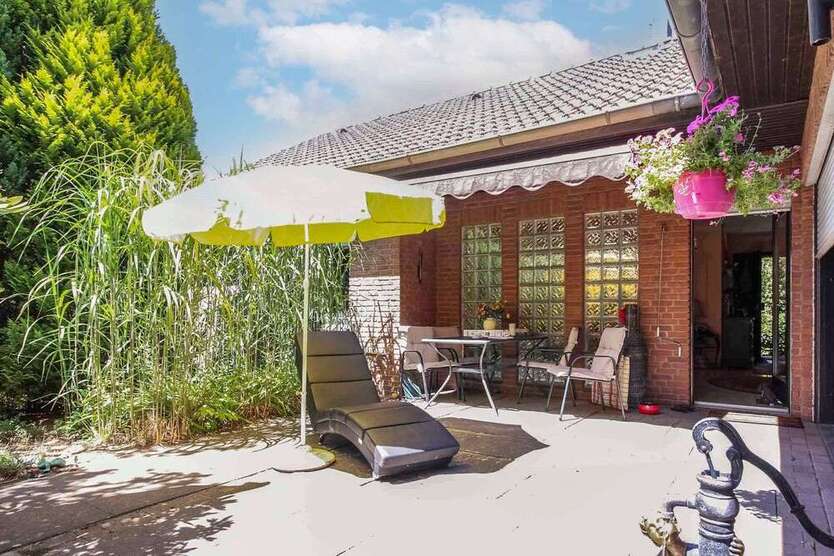 Haus zum Kaufen in Rosche 289.000 € 225.91 m²