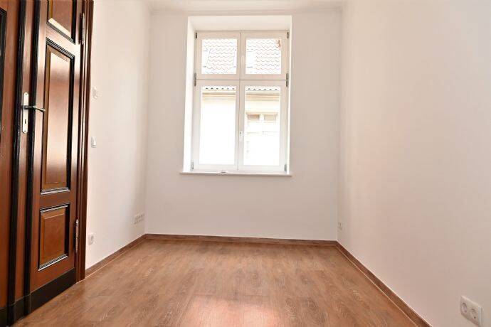 Etagenwohnung Stralsund Altstadt - 3 Zimmer, 91 m&sup2;, 950&euro; | Angebot:26902406
