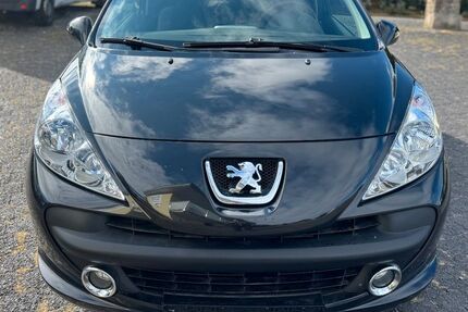 Peugeot 207 175.000 km 2.499 € Goslar/Oker 38644