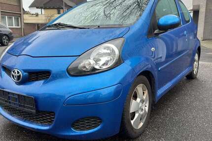 Toyota Aygo 71.500 km 3.750 &euro; Mönchengladbach 41238