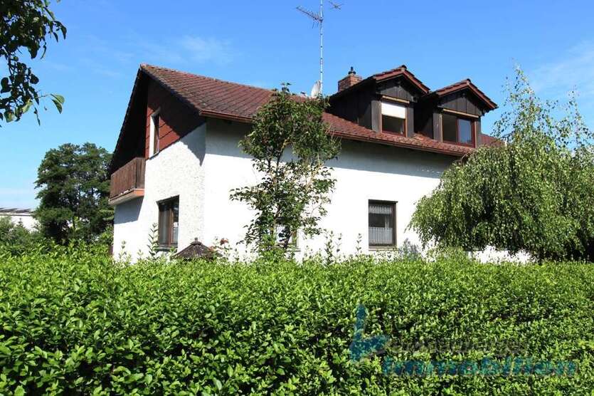 Haus zum Kaufen in Roßbach 289.000 € 190 m²