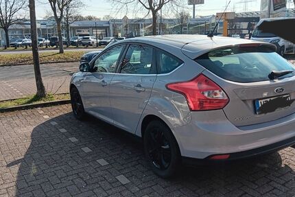 Ford Focus 117.480 km 6.700 &euro; Wetzlar 35584