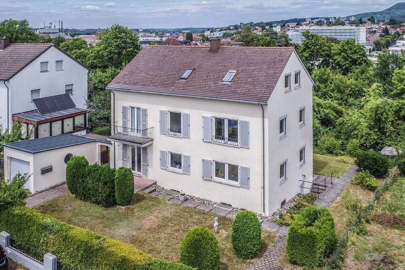 Haus zum Kaufen in Aalen 470.000 € 190 m²