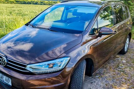 VW Touran 217.809 km 15.900 &euro; Dellfeld 66503