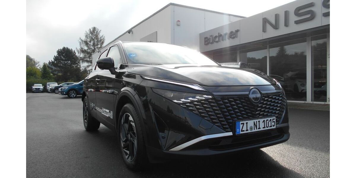 Nissan Qashqai 11.000 km 32.990 &euro; Görlitz 02828