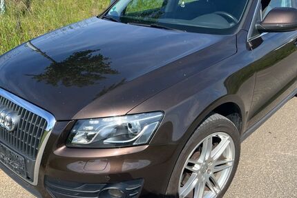 Audi Q5 206.000 km 9.990 &euro; Lahntal-Goßfelden 35094