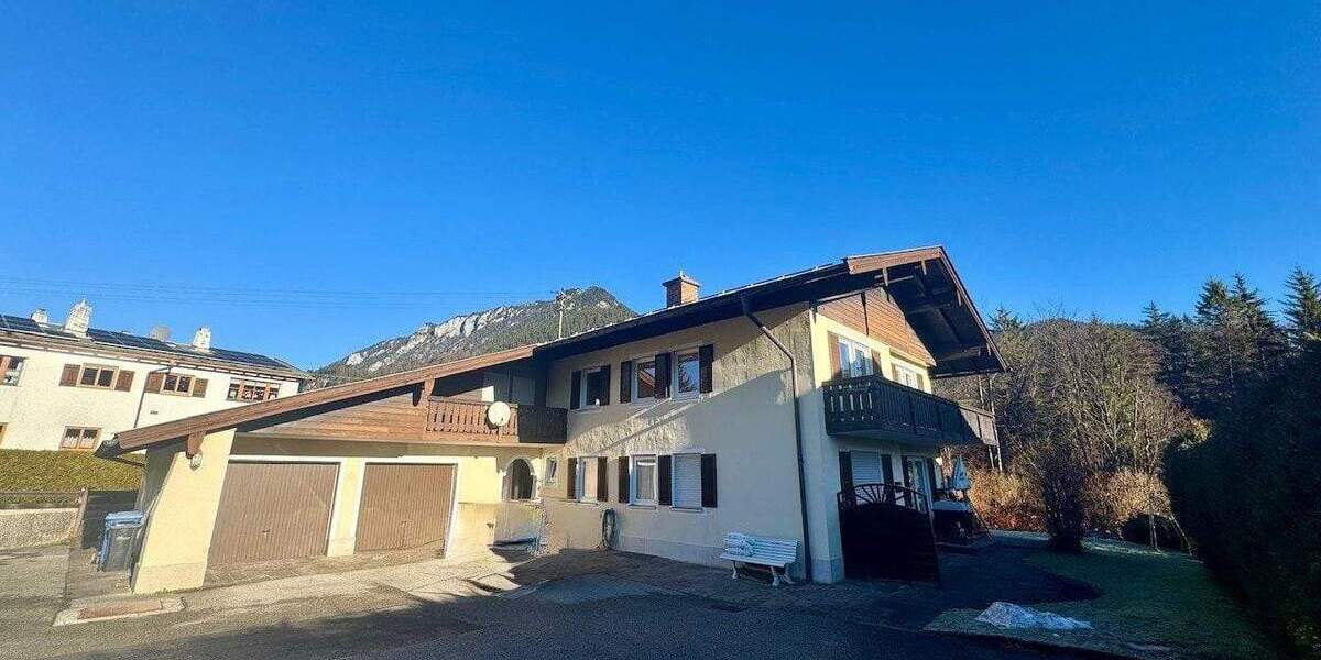 Einfamilienhaus Bischofswiesen - 8 Zimmer, 245 m&sup2;, 1.290.000&euro; | Angebot:25772353