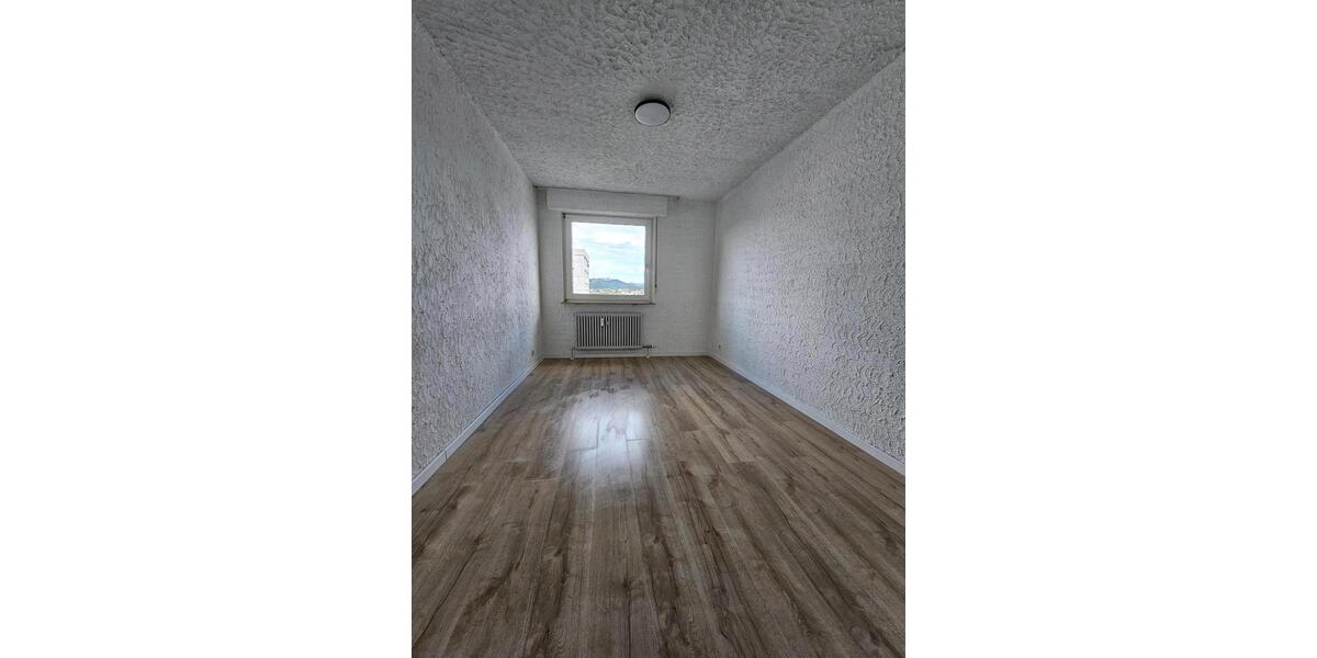 Etagenwohnung Süßen - 3 Zimmer, 74 m&sup2;, 1.292&euro; | Angebot:26497845