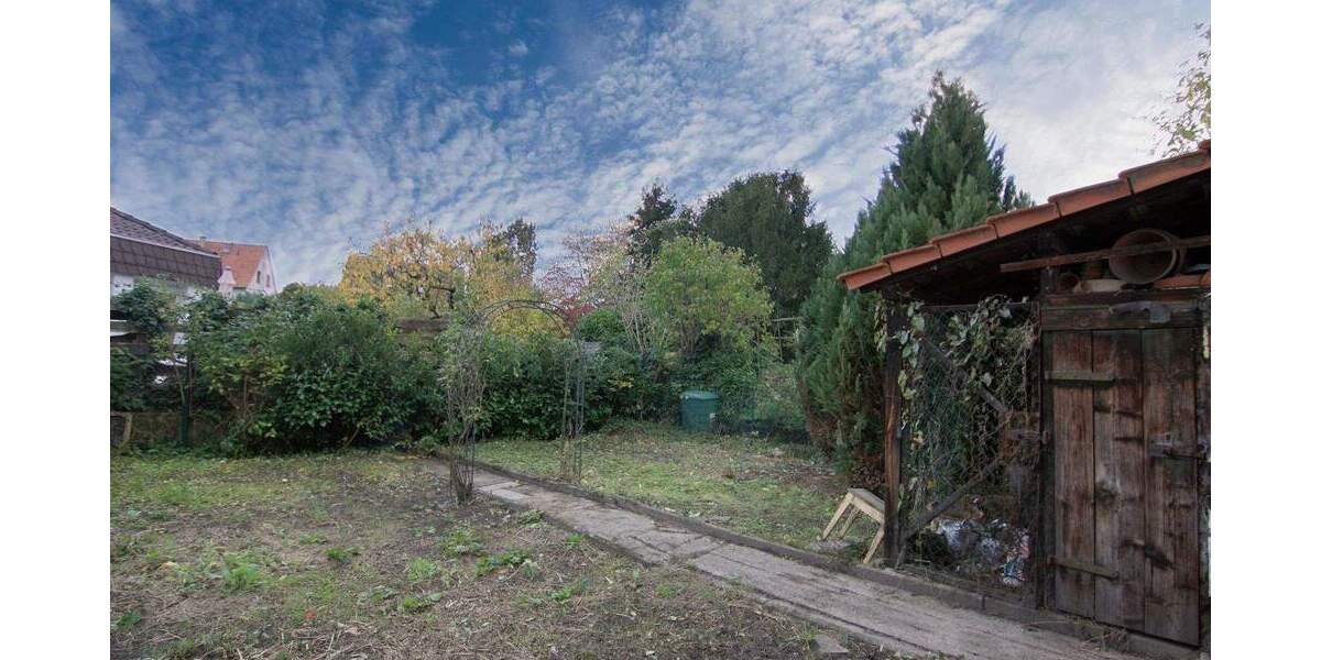 Reihenmittelhaus Walldorf - 8 Zimmer, 239 m&sup2;, 568.000&euro; | Angebot:25567401