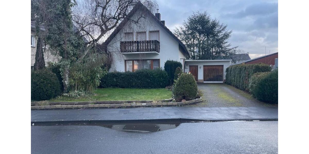 Einfamilienhaus Köln Rodenkirchen - 5 Zimmer, 130 m&sup2;, 2.000&euro; | Angebot:25993228