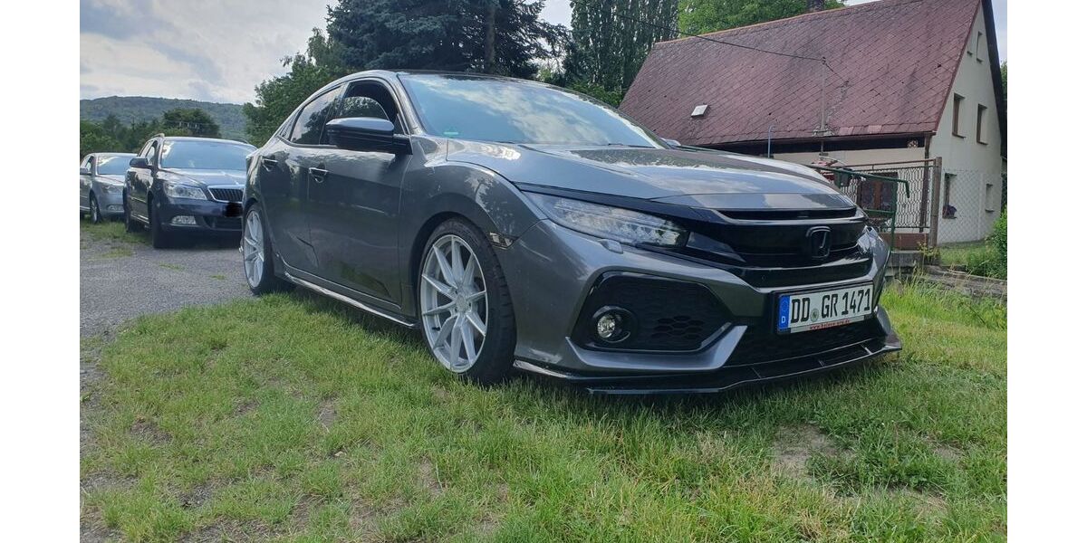 Honda Civic 63.000 km 20.999 &euro; Dresden 01159