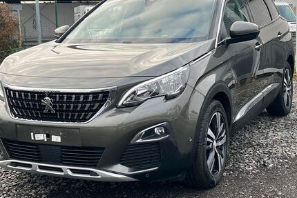 Peugeot 5008 200.000 km 12.200 &euro; Mittenwalde 15749