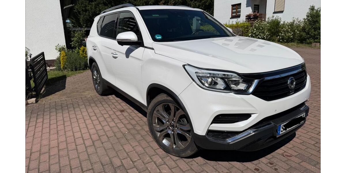 SsangYong REXTON 113.000 km 19.600 &euro; Teutschenthal 06179