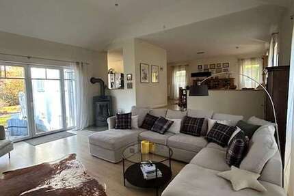 Haus zum Kaufen in Wiehl 679.000 € 250 m² 9 zimmer