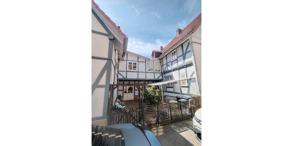 Einfamilienhaus Meißner - 9 Zimmer, 260 m&sup2;, 179.000&euro; | Angebot:27114699