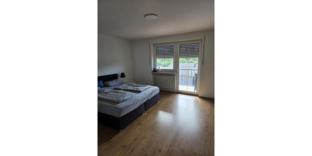 Etagenwohnung Triftern - 4 Zimmer, 115 m&sup2;, 850&euro; | Angebot:26649453