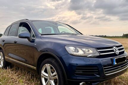 VW Touareg 235.500 km 14.999 &euro; Heide 25746
