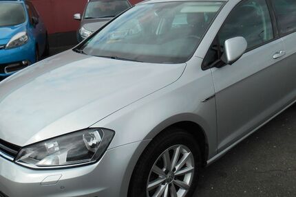 VW Golf 107.715 km 11.490 € Erfurt 99091