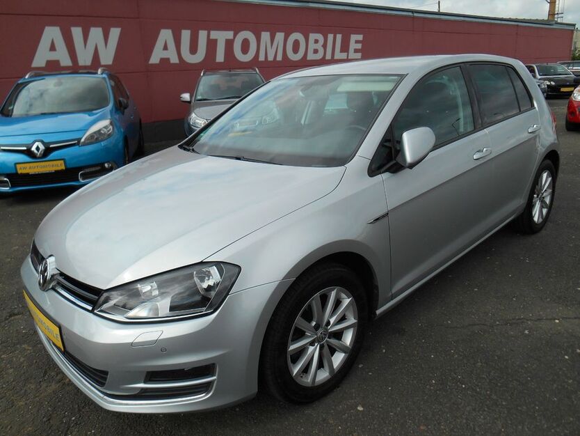 VW Golf 107.715 km 11.490 € Erfurt 99091