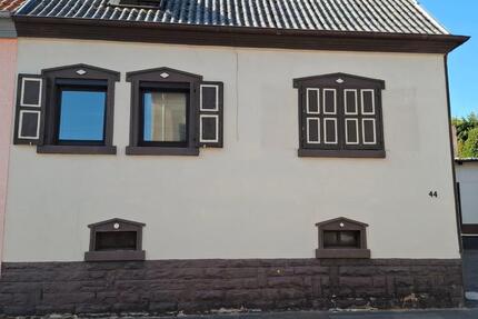 Haus Blieskastel - 4 Zimmer, 176 m&sup2;, 239.000&euro; | Angebot:27071546