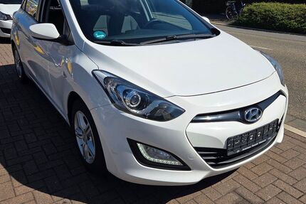 Hyundai i30 178.000 km 7.600 € Oftersheim 68723