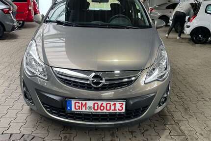 Opel Corsa 68.000 km 6.999 &euro; Bergneustadt 51702