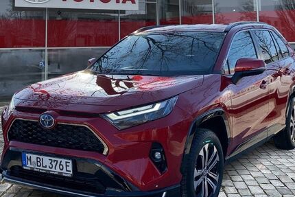 Toyota RAV 4 6.990 km 48.990 &euro; München 80687