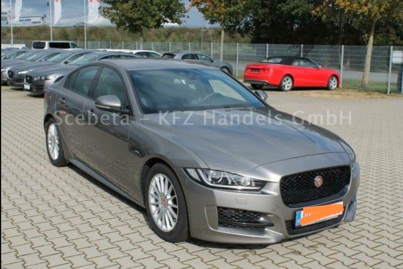 Jaguar XE 95.000 km 12.999 &euro; stade 21684