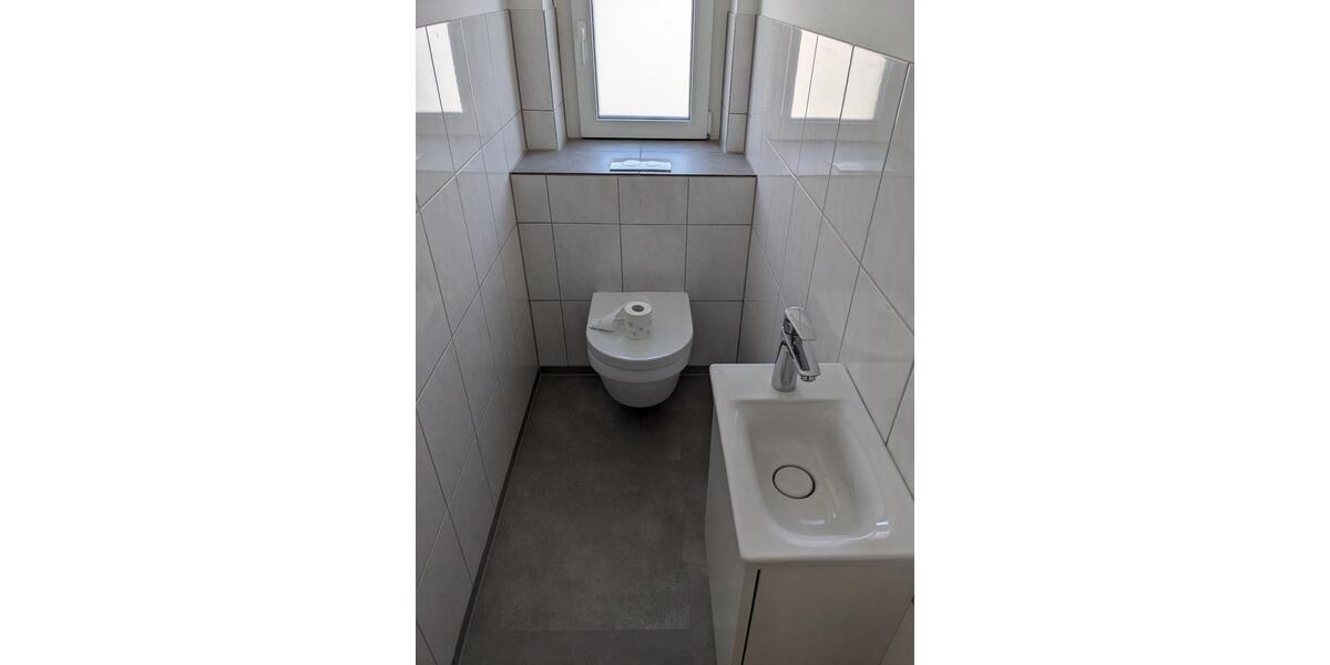 Dachgeschoßwohnung Trossingen - 4.5 Zimmer, 111 m&sup2;, 333&euro; | Angebot:25329957